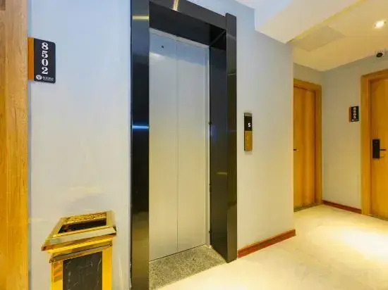 Yijia Hotel