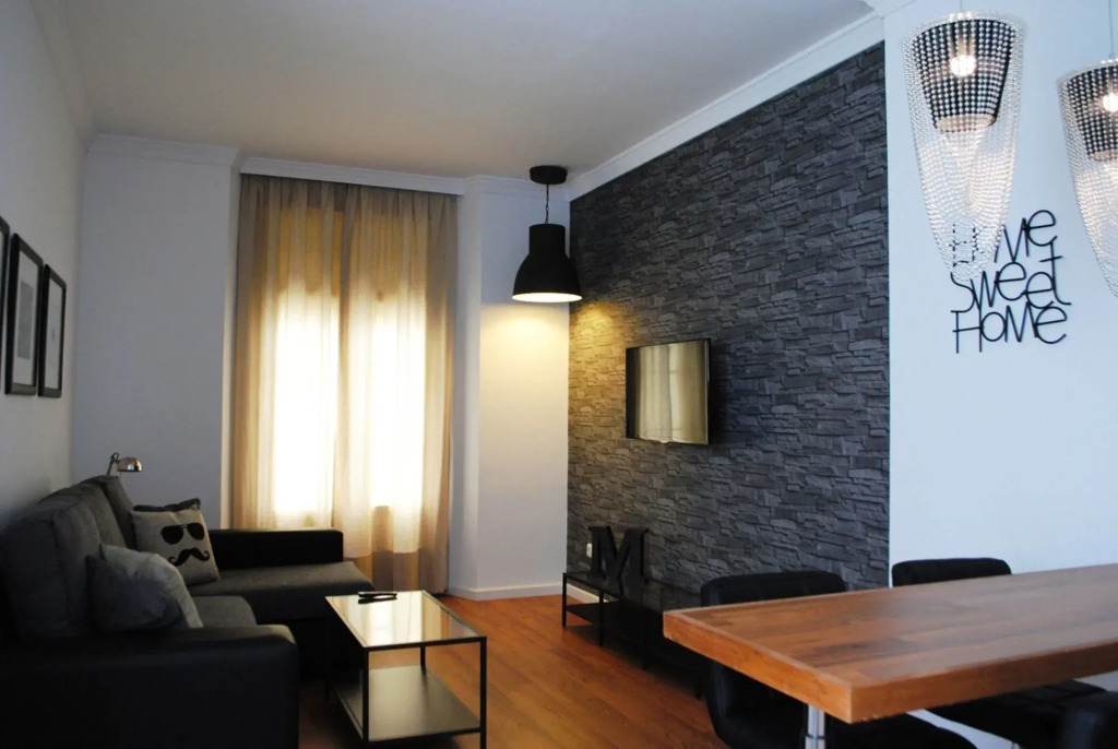 Minimal Rooms by ELE Apartments