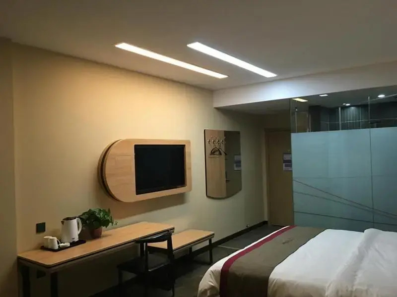 Thank Inn Plus Hotel Henan Sanmenxia Lingbao Changan Road