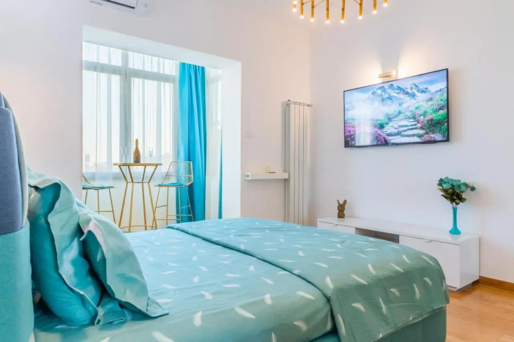 New Studio Carturesti - Magheru -City Center