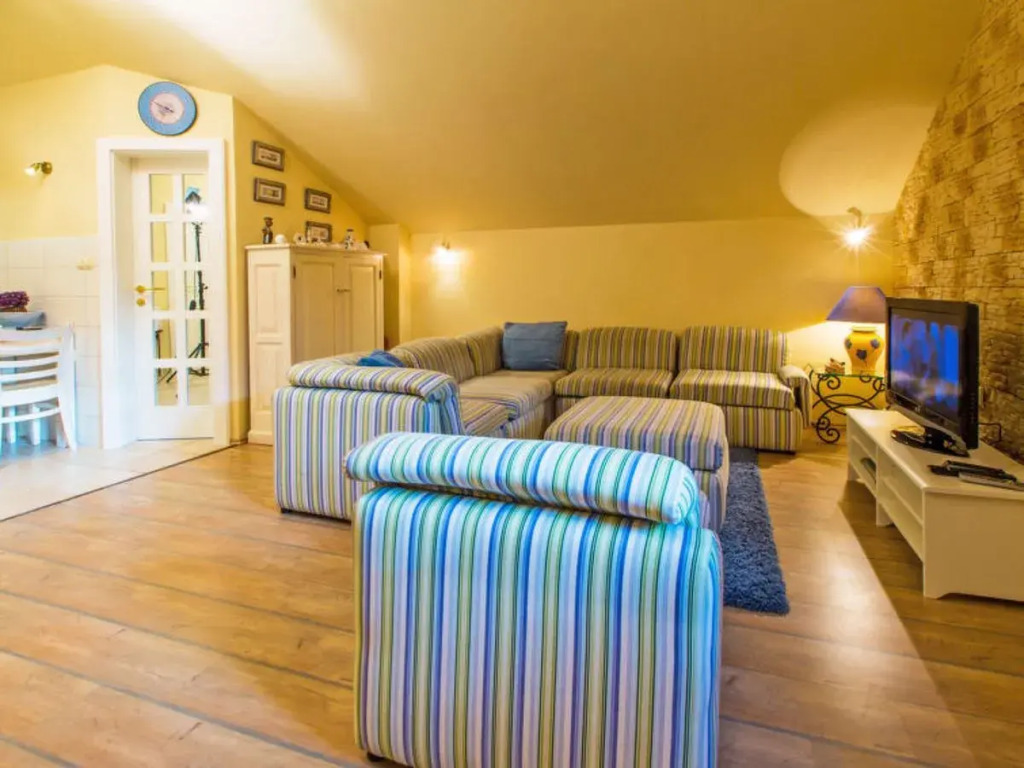 Villa Mo-Re 33272