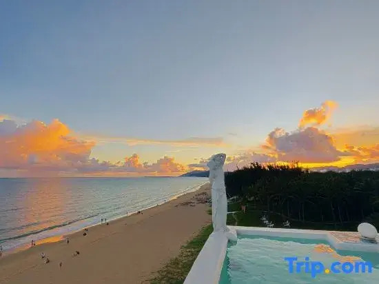 [Sanya: Sleep with the Sea] Ultra-First-Line Sea View | Private Deep Soaking Tub | Boutique Stay