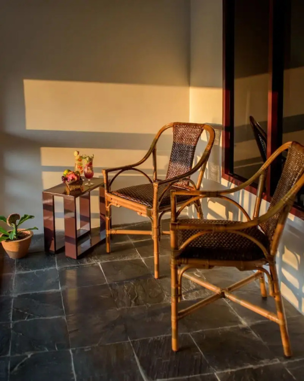 The Mandolis Hotel