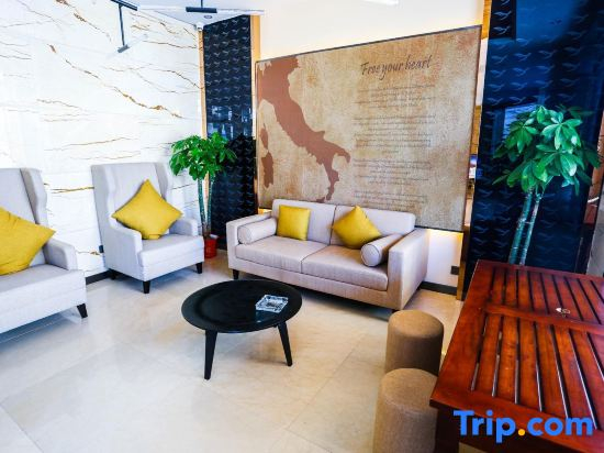 Yeste Hotel (Yingshan Hot Spring)