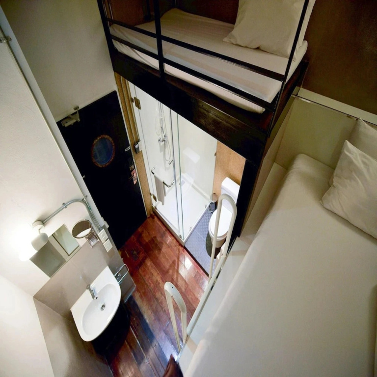 Twin Comfort Stay Chic & Spacious Setup