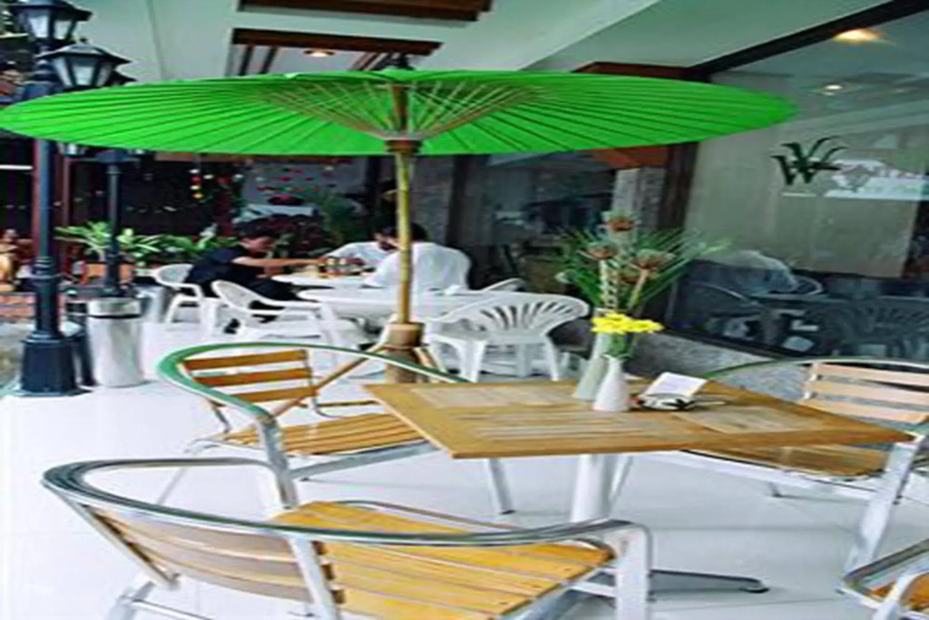 Wall Street Inn, Bangkok