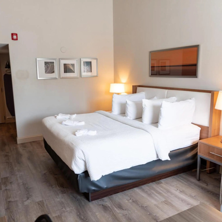 Iris Hotel Cape Cod