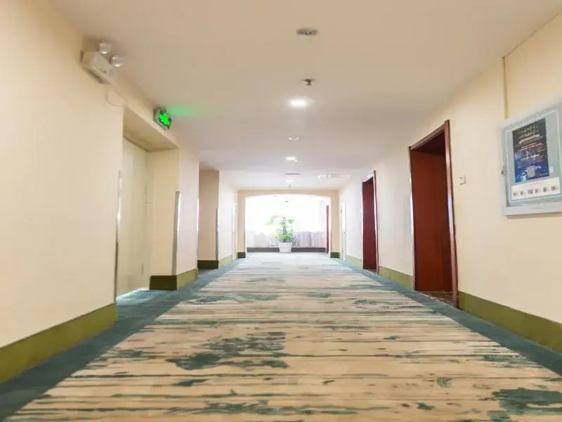 GreenTree Inn Kunshan High Speed Rail Station Hengshan Road Express Hotel