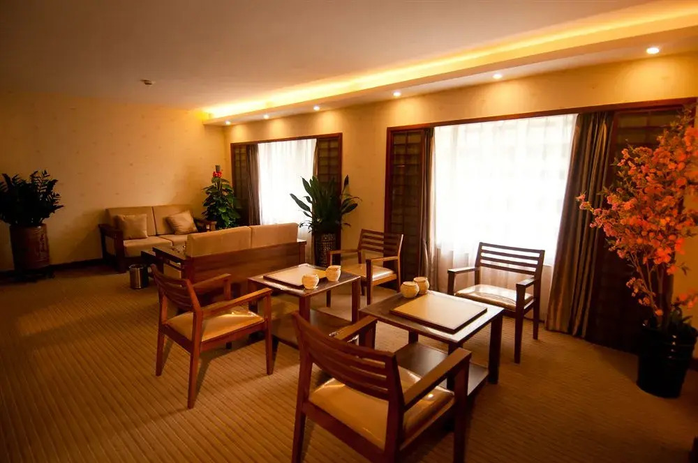 Home Fond Luohu