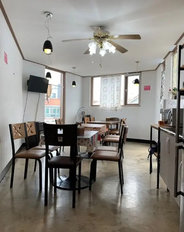 Jeju Gobullak Guest House
