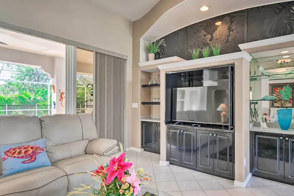 'villa Coral Mermaid' Getaway w/ Pool!
