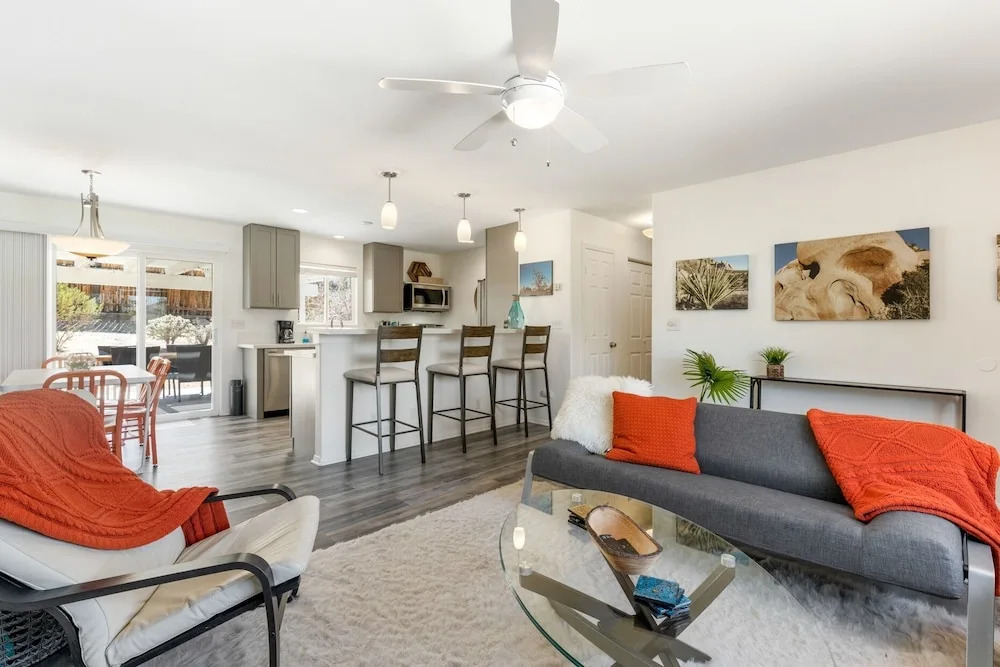 Serenity Sands - Hot Tub, Bbq And Fire Pit! 3 Bedroom Home by RedAwning