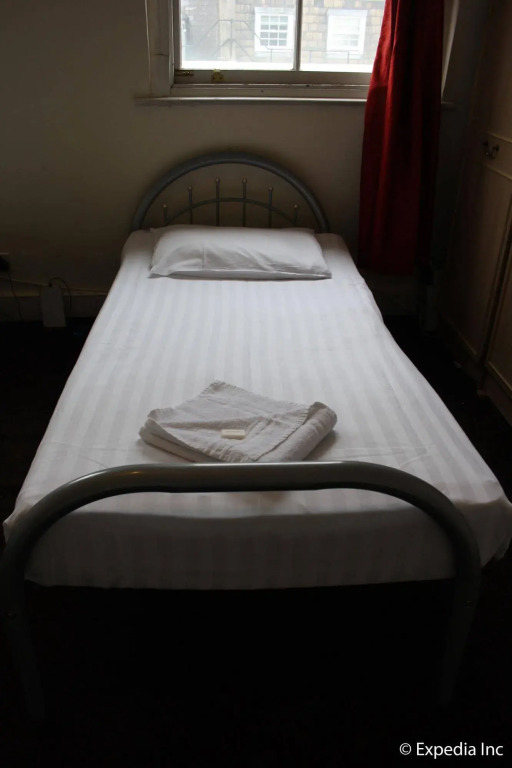 Daisy Hotel