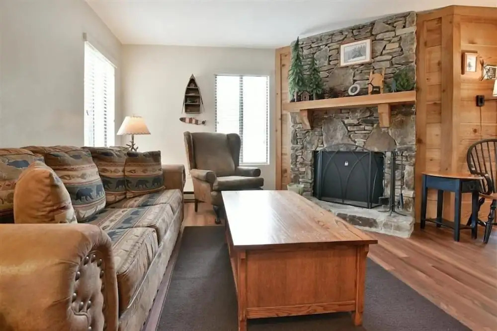 Seven Springs 1 BR Condo, Single Level! by RedAwning