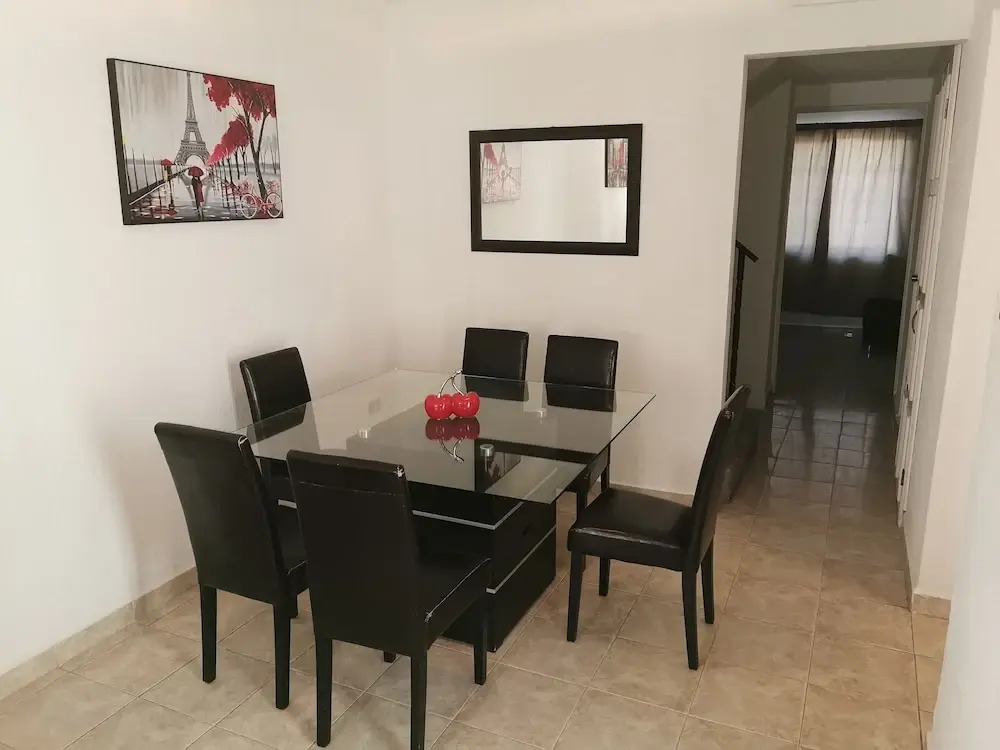 Comfortable House With Excellent Location Come to Gomez