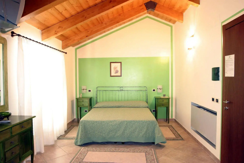 Azienda Agrituristica Parmenide