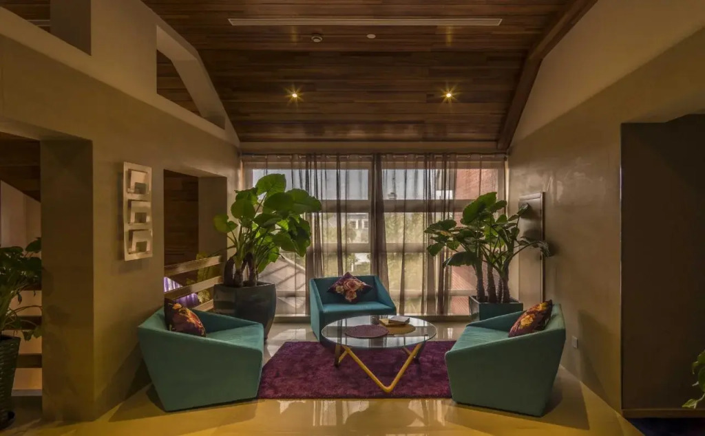 Finity Hotel