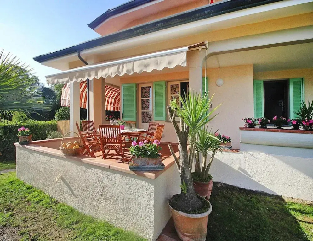 Holiday Home in Versilia Near Sandy Beaches