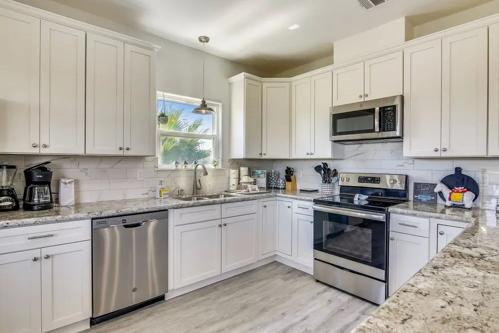 Blue Dolphin 4 Bedroom Home