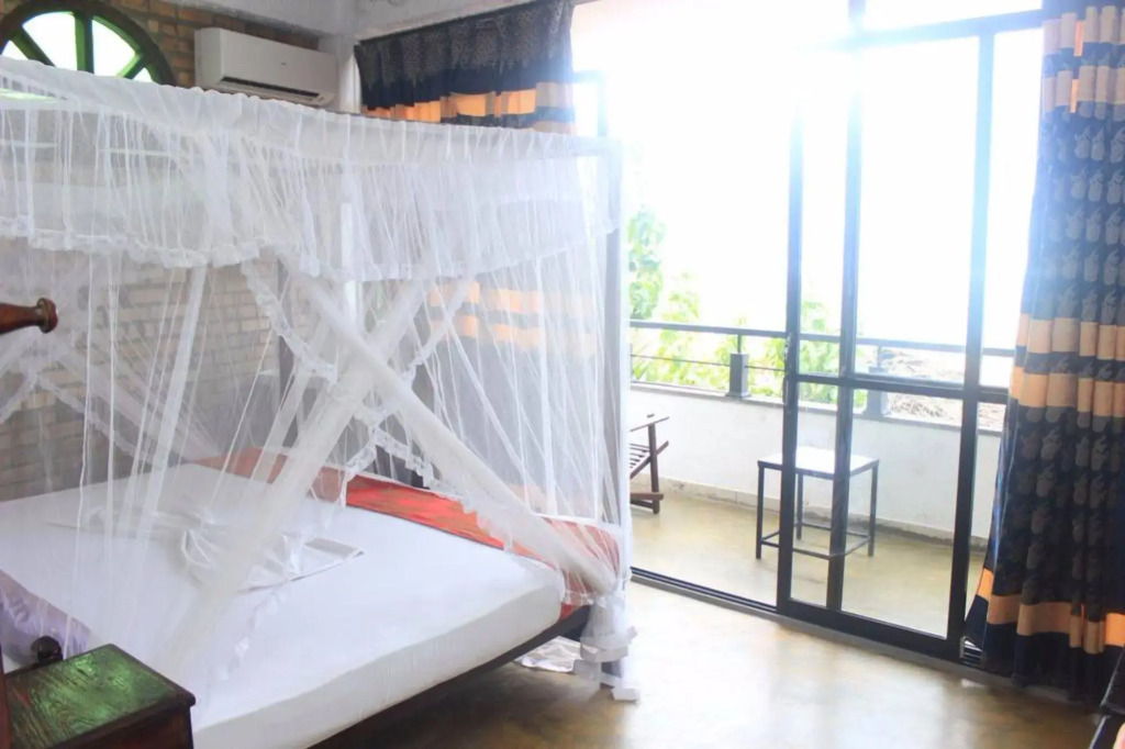 Manidi Beach Resort