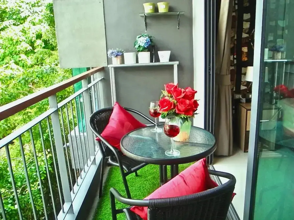 Emerald Terrace - New City View Apartment