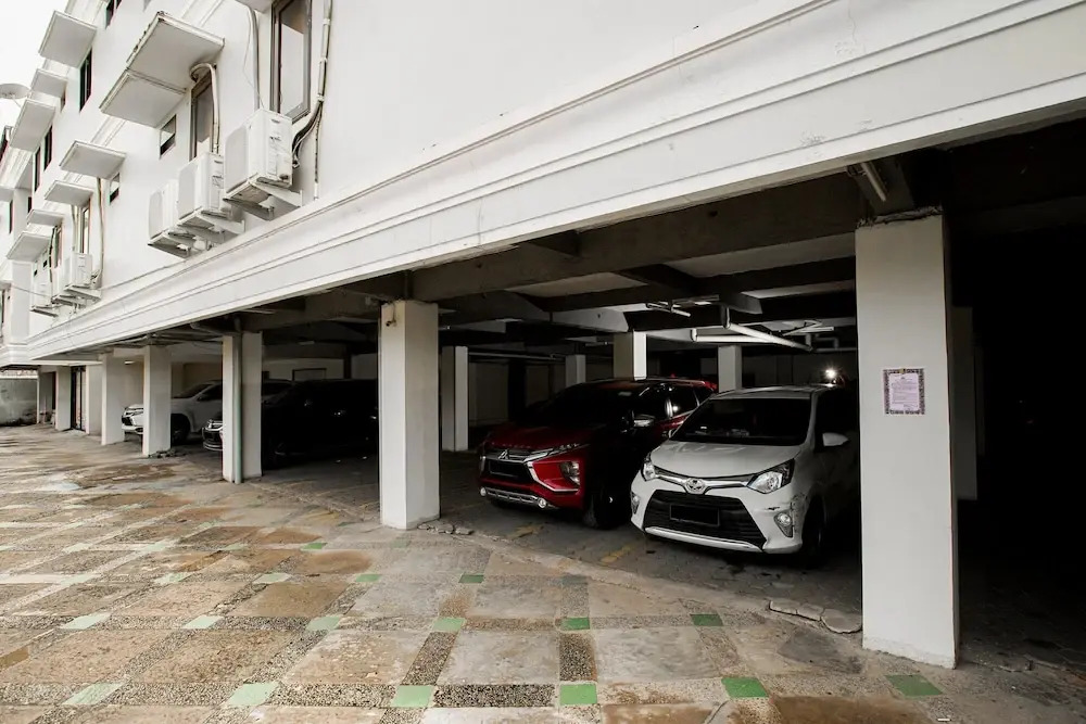 RedDoorz near Palembang Trade Center 3