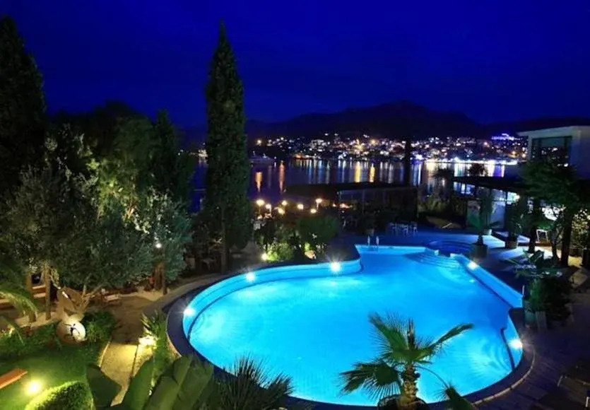 Maki Otel