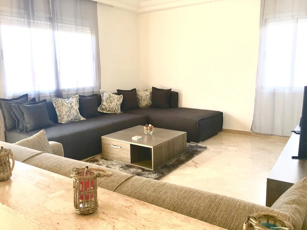 Luxurious Apartment with Private Garden