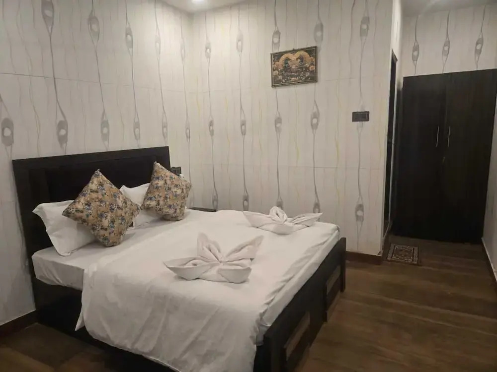 Om Namastubhyam Home Stay