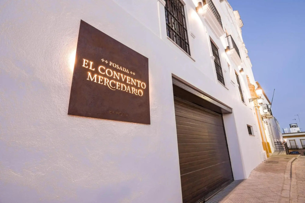 Posada El Convento Mercedario by Ĥ