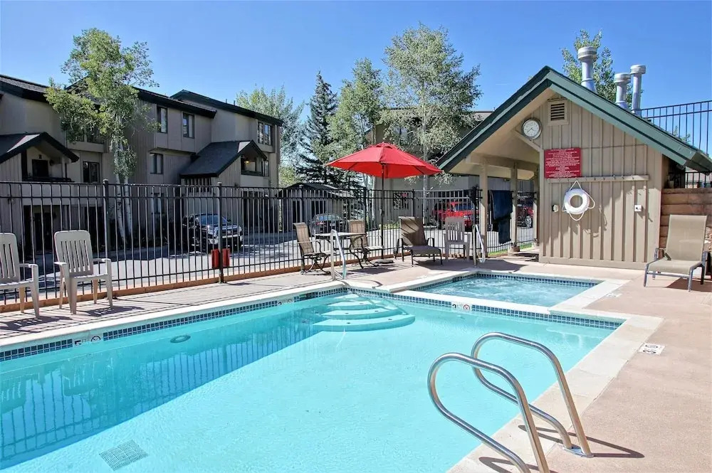 Promontory 19 [4-Bedroom] (202884-3842) Condo