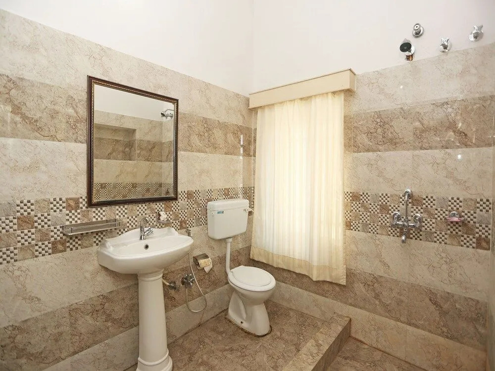 OYO 9666 Hotel The Fateh