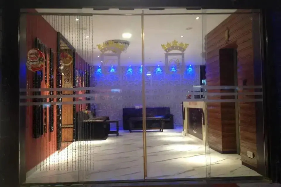 Hotel Royal Inn