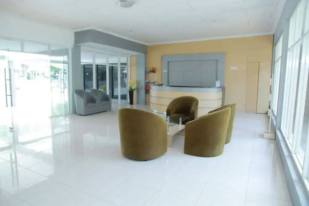 Grand Wisata Hotel by OYO Rooms
