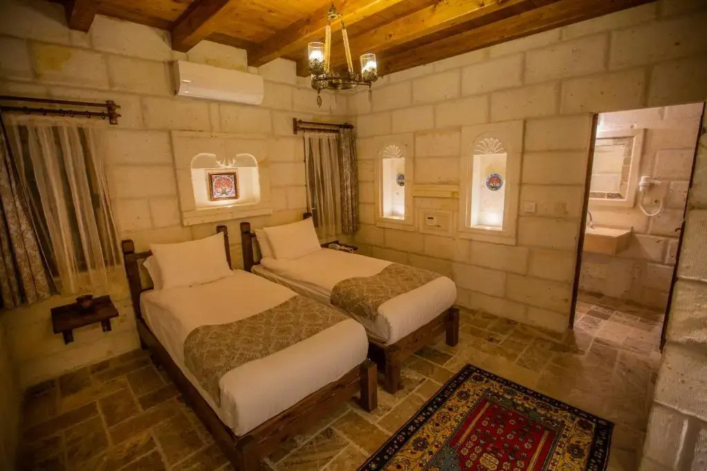 Zara Cave Hotel