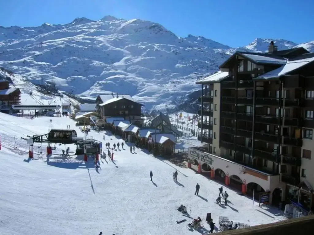 Appartement Les Menuires, 1 pièce, 4 personnes - FR-1-452-52