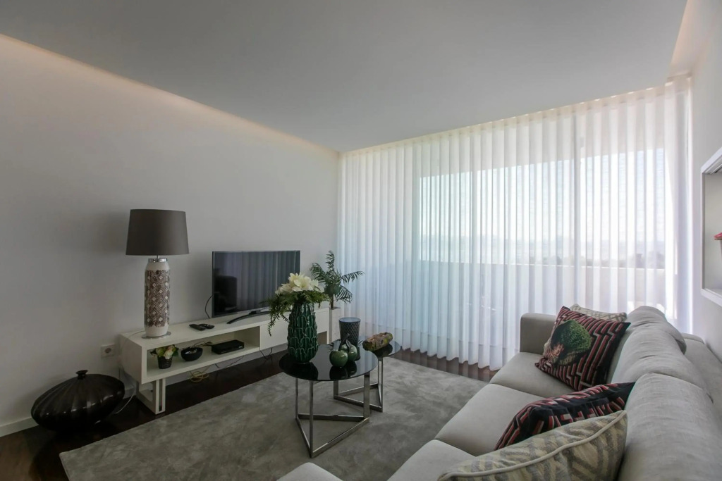 LovelyStay - Luxury 2BR Duplex Apartment in Foz Porto