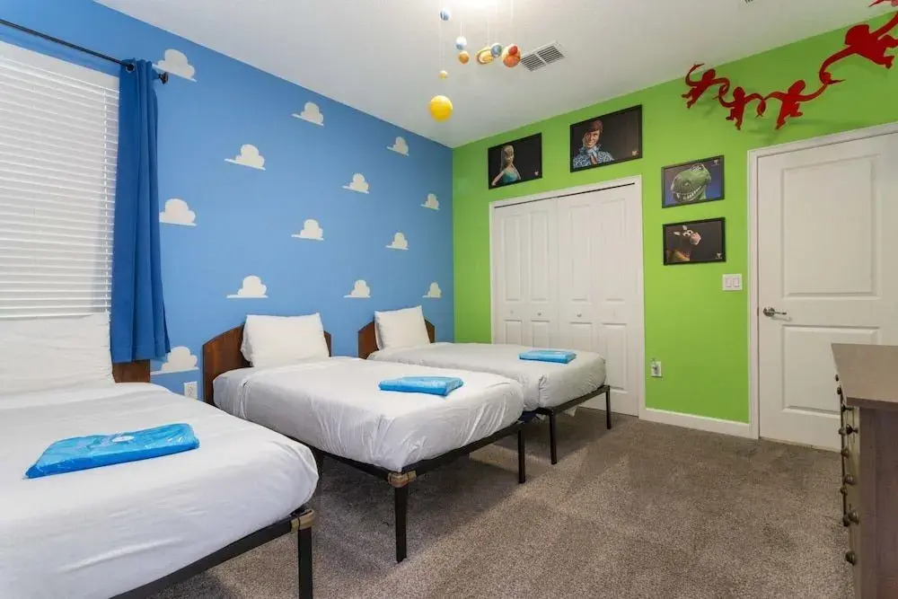 Spacious home near Disney Parks