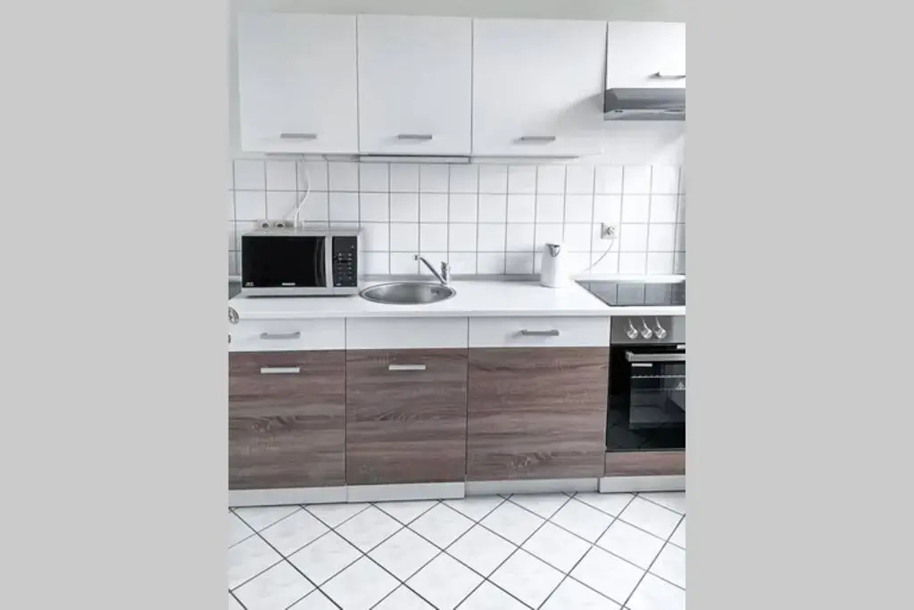 Zentral, Ruhig, 4personen, Balkon, Waschmaschine