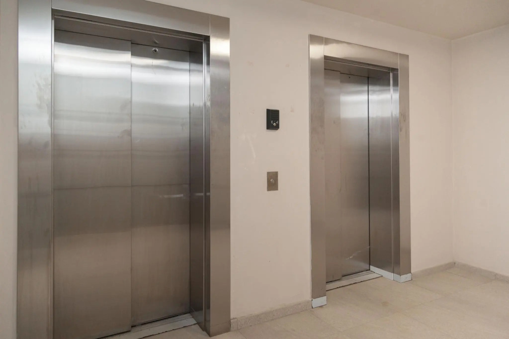 MOKO Apartments (МОКО Апартментс) на улице Саморы Машела