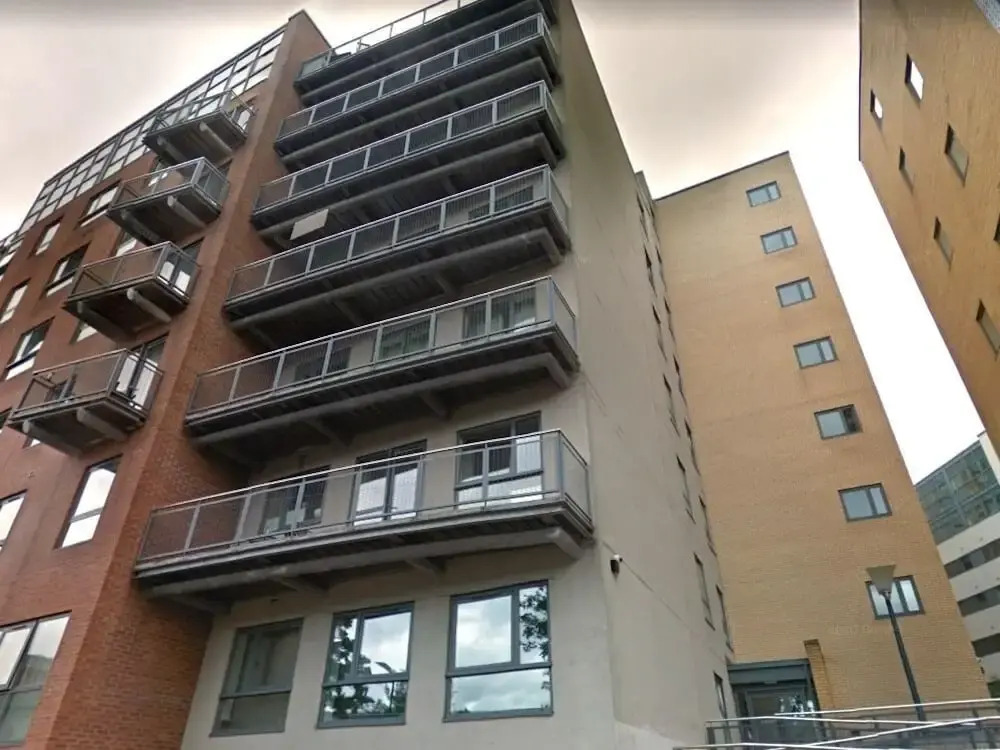West One Aspect - City Apartment With A View