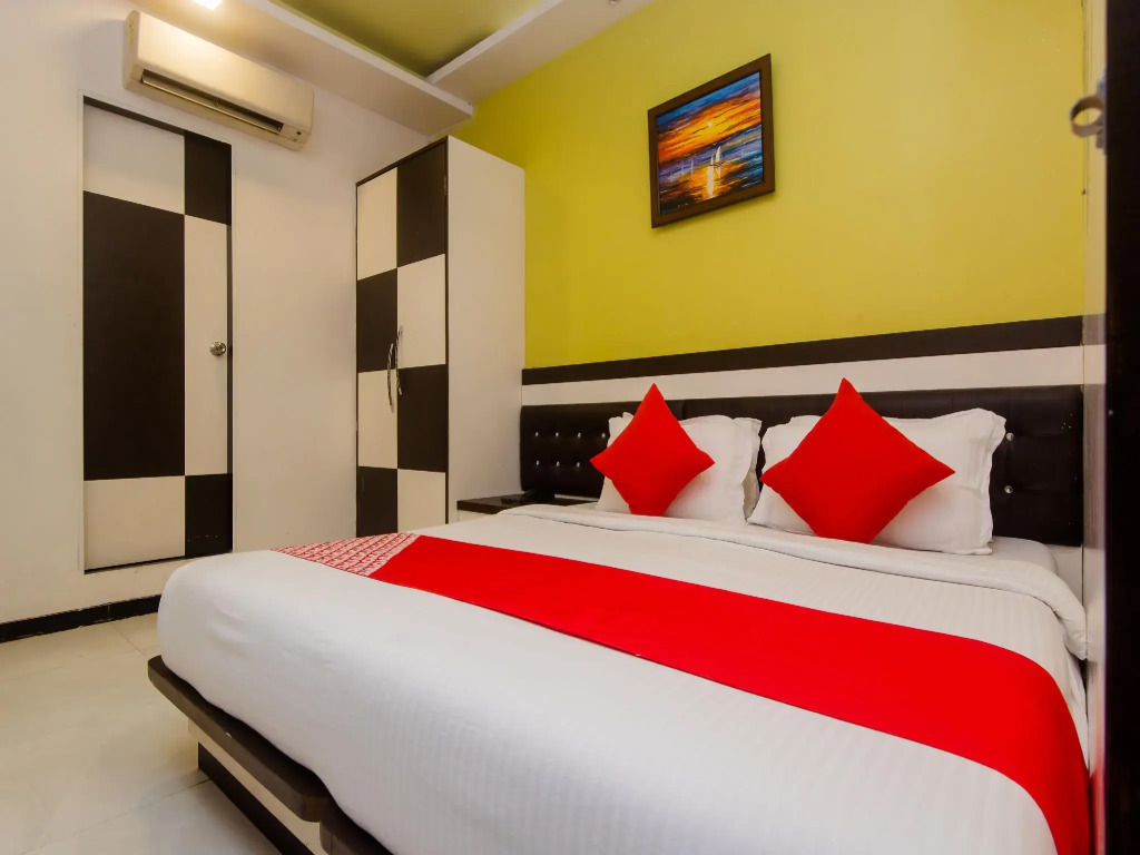 Hotel O Blue Pearl Residency Near Chhatrapati Shivaji International Airport