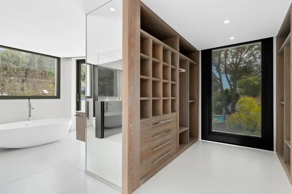 All About Villa Serenity