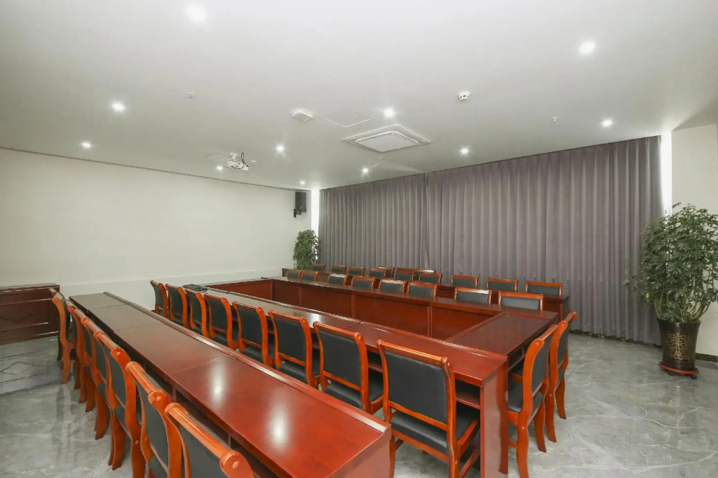 IU Hotel (Shijiazhuang Luancheng)