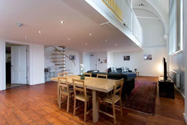 Charter House School Serviced Apartments