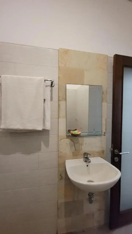 Mambal Guests House