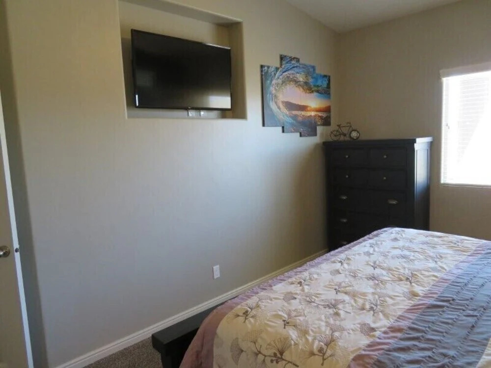 Steven Greenhagen - 3 Br Home