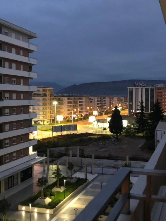 White Homes Apartments • Central Point