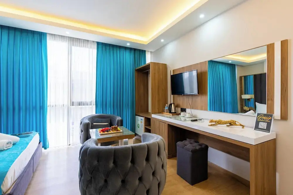 Black Palace Hotel