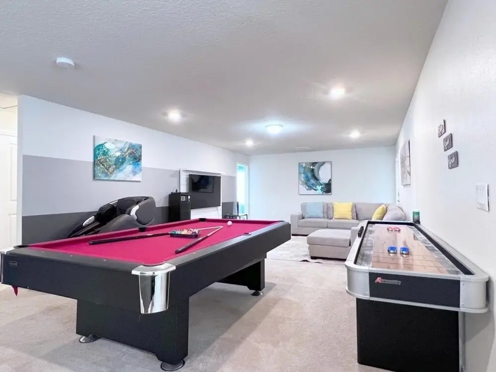 Luxurious Pool Home With Private Pool-2061lc 8 Bedroom Home by RedAwning